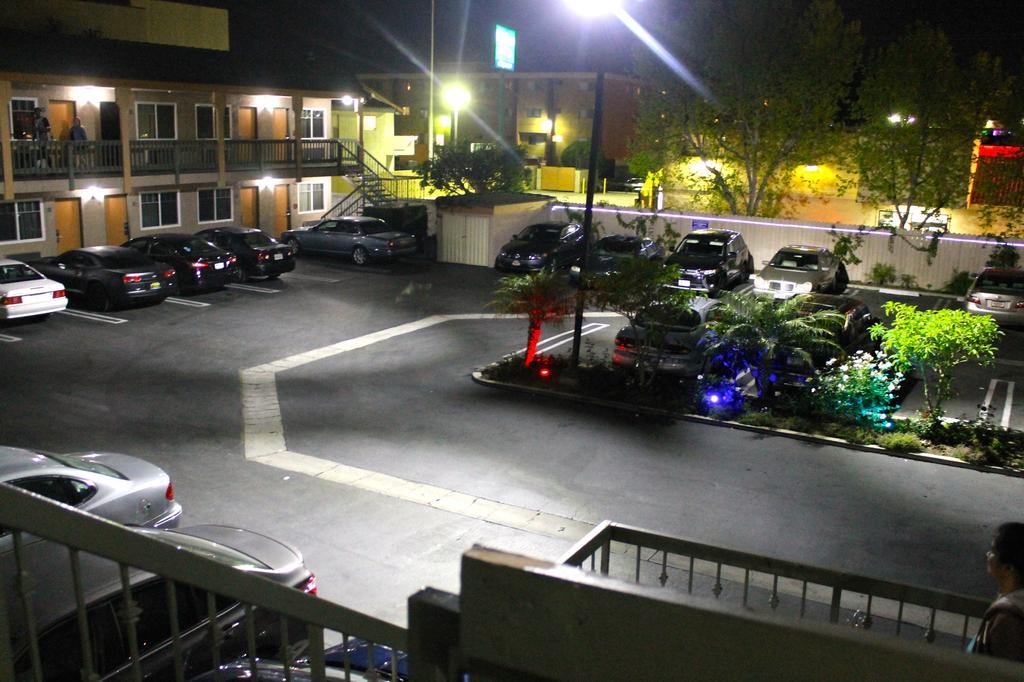 El Rancho Inn Hawthorne Bagian luar foto