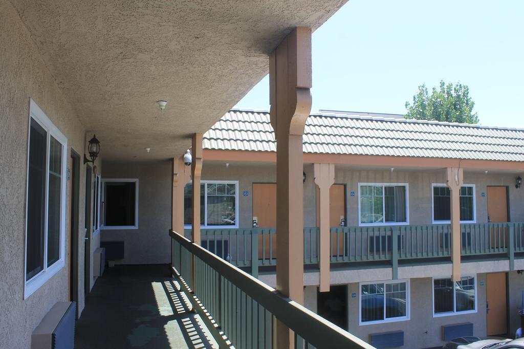 El Rancho Inn Hawthorne Bagian luar foto